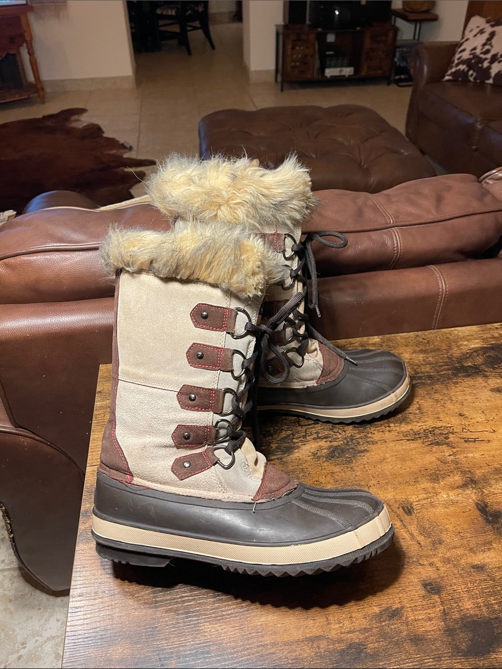 Faux Fur-Trim Winter Boots - Beige/Brown